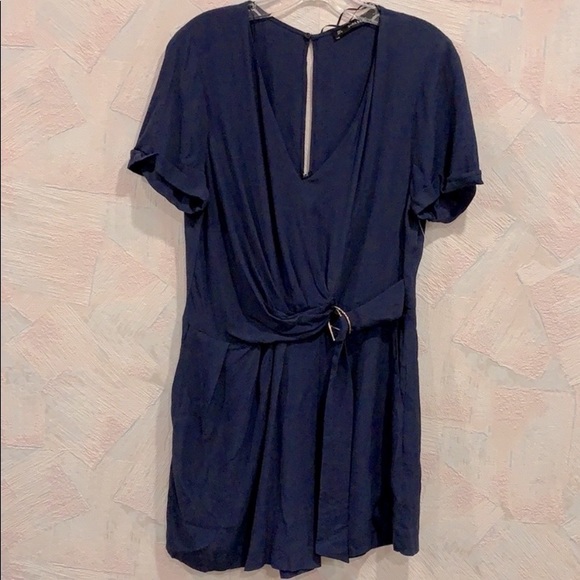 NEW Zara V-Neck Navy Romper with Buckle - L - Picture 4 of 9